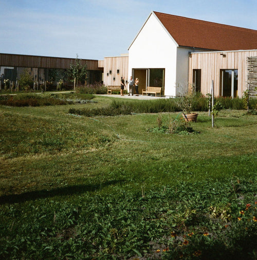 Meinklang - Weißer Mulatschak MG 2024 - alternate view