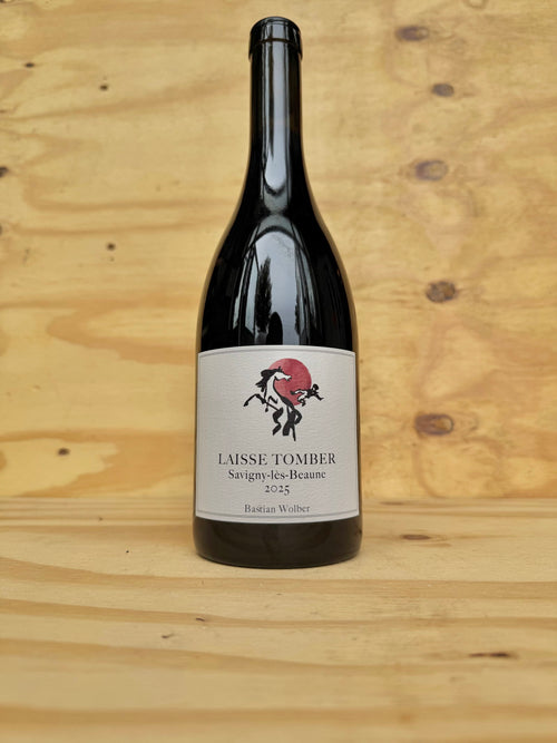 Bastian Wolber — Laisse Tomber - Savigny-lès-Beaune LT 2025 – rode natuurwijn uit Bourgogne, Frankrijk