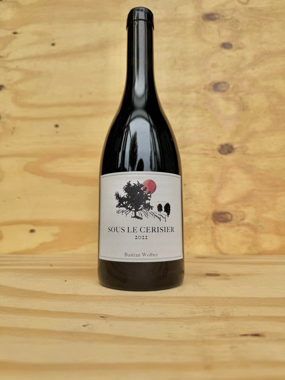 Bastian Wolber — Laisse Tomber - Sous Le Cerisier 2022 – rode natuurwijn uit Bourgogne, Frankrijk